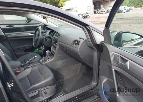 2020 Volkswagen Golf 1.4T Tsi z USA, uszkodzony, nr VIN 3VWG57AU0LM016692